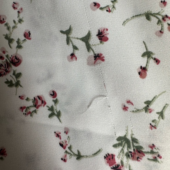 SHEIN Curve Floral White Dress Low V-Nevk Prairie Midi Length Size 2X - Picture 4 of 4